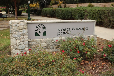 Rosa-park-sign-3.jpg